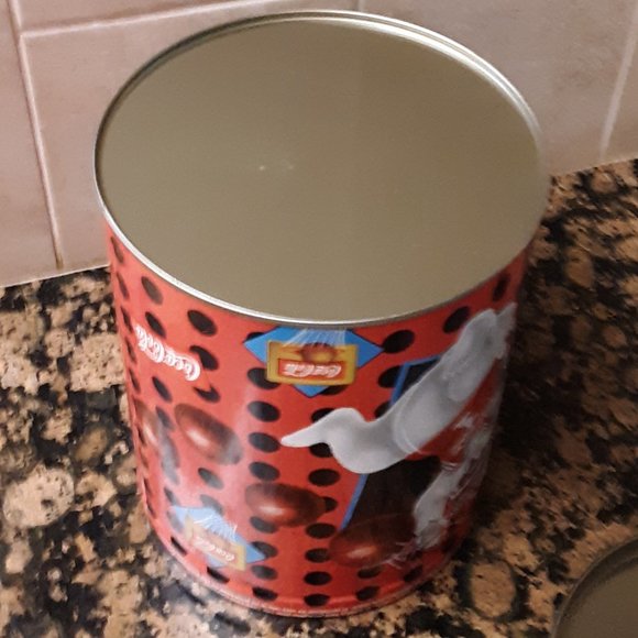 Coca Cola Coke Metal Cannister 7.5" Can Storage 1997 Basketball Bear VG - Picture 7 of 9